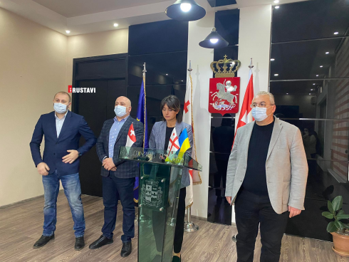რუსთავის მერია უკრაინის დაძმობილებულ ქალაქებს დაეხმარება