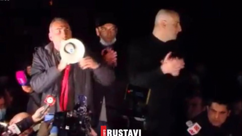 ოპოზიცია მომიტინგეებს დაშლისკენ მოუწოდებს
