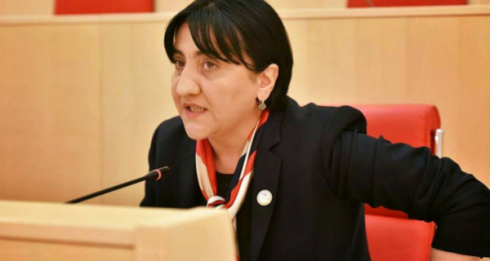 "დარწმუნებული ვარ განიცდით, როგორც ადამიანი"