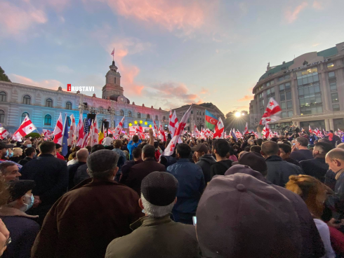 "თავისუფლება მიშას" - თბილისში აქცია დაიწყო