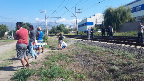 თვითმხილველი:"ყურსასმენები ეკეთა"