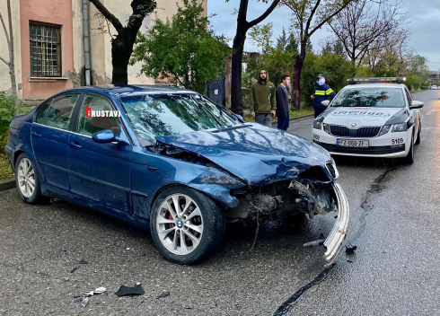 ავტოსაგზაო შემთხვევა რუსთავში [photo]