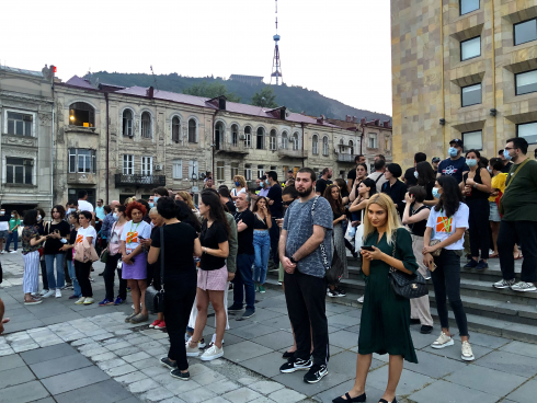 მდუმარე აქცია მთავრობის სახლთან