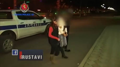 რუსთავის პოლიციამ 33 წლის ქალი დააკვა (ვიდეო).