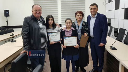 რუსთავის მერის მადლობა მხატვრებს