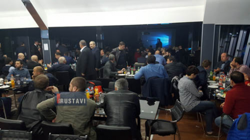 რუსთავის ავტოდრომზე მრბოლელები დააჯილდოეს.