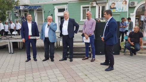 ტიტულის მფლობელი 8 ადამიანი გახდა