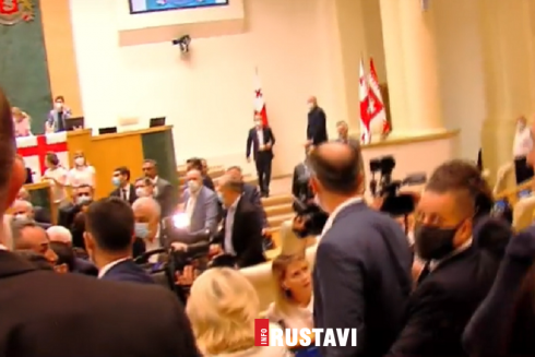 ოპოზიციის ნაწილი კვლავ ბოიკოტის რეჟიმში გადადის