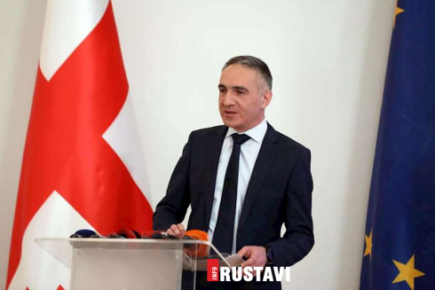 რამდენი ლარი იქნება პედაგოგების ხელფასი
