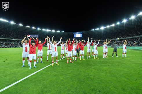 "11 მატჩი დაუმარცხებლად!"