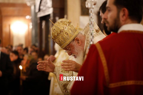 "ჩვენ ვცხოვრობთ მრავალი პრობლემების წინაშე"