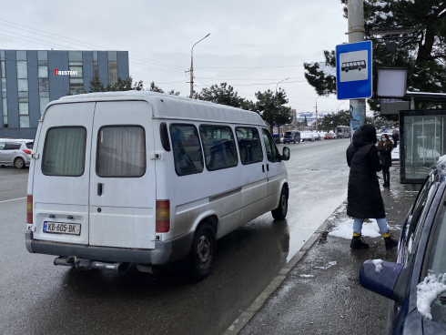 რუსთავში შიდასაქალაქო მიკროავტობუსებით მგზავრობა გაძვირდა