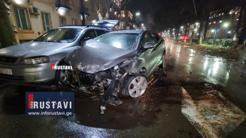 ავტოსაგზაო შემთხვევა რუსთავში [video]