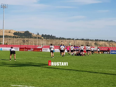 ხარები vs ლოკომოტივი