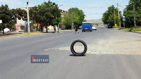 როდის შეკეთდება ორმოები [photo]