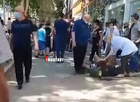 თბილისში ტურისტი დაჭრეს