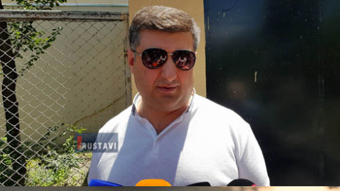 "იბრძოლებს თავისი სიმართლისთვის "