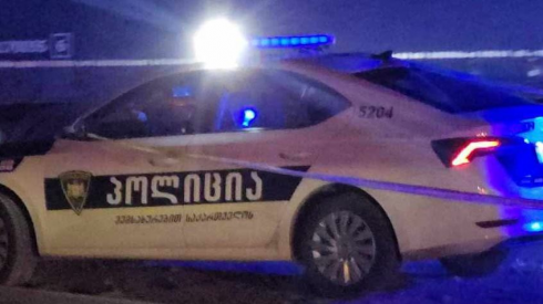 რუსთავში არასრულწლოვნებმა რამდენიმე ავტომობილი გაქურდეს