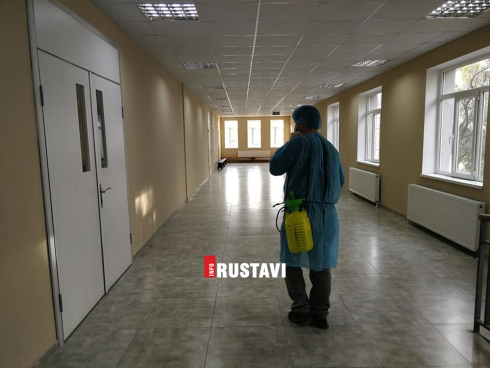 სკოლის 21 თანაშრომელს კორონავირუსი დაუდასტურდა