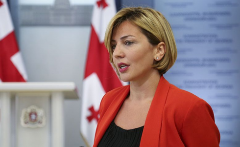 "ოპოზიციამ დააყენოს მერის იმპიჩმენტის საკითხი"