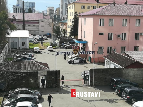 60 წლის კაცმა 12, 13 და 14 წლის ბავშვებზე იძალადა