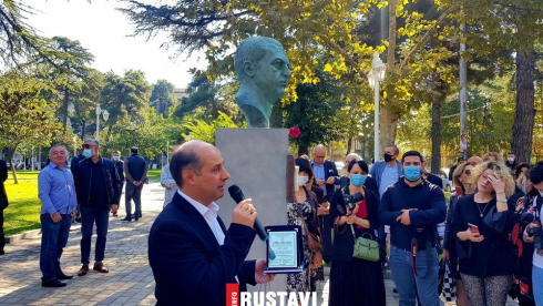 საპატიო რუსთაველების დაჯილდოების ემოციური მომენტები [video]