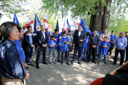 ზაურ დარგალი შეხვედრებს განაგრძობს