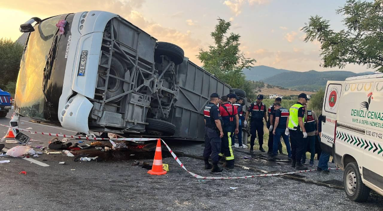 თურქეთში 2 ავარიას 11 ადამიანი ემსხვერპლა